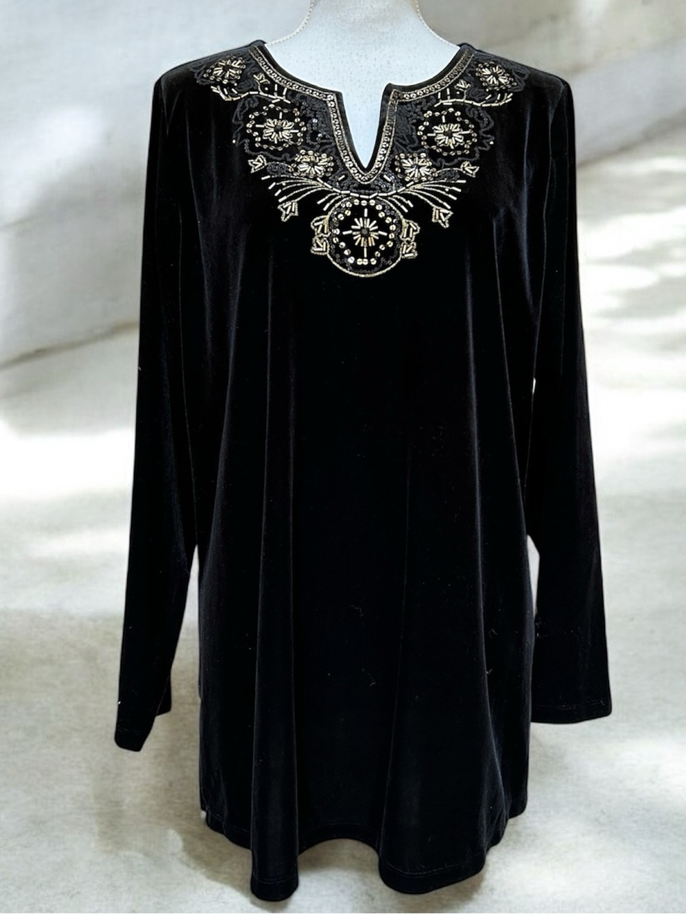 Susan Graver Black Velvet V Neck Gold Metallic Sequins Bead Embroidered Blouse